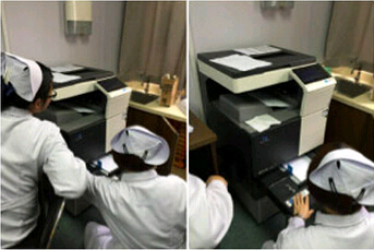 該院的醫(yī)護人員使用柯尼卡美能達彩色多功能復合機制作體檢報告 該院的醫(yī)護人員使用柯尼卡美能達彩色多功能復合機制作體檢報告