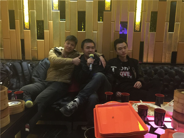 柯尼卡美能達(dá)復(fù)印機(jī)彩印記錄3月科頤壽星生日會(huì) 柯尼卡美能達(dá)復(fù)印機(jī)彩印記錄3月科頤壽星生日會(huì)