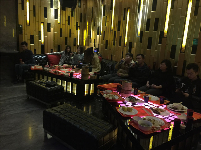 柯尼卡美能達(dá)復(fù)印機(jī)彩印記錄3月科頤壽星生日會(huì) 柯尼卡美能達(dá)復(fù)印機(jī)彩印記錄3月科頤壽星生日會(huì)